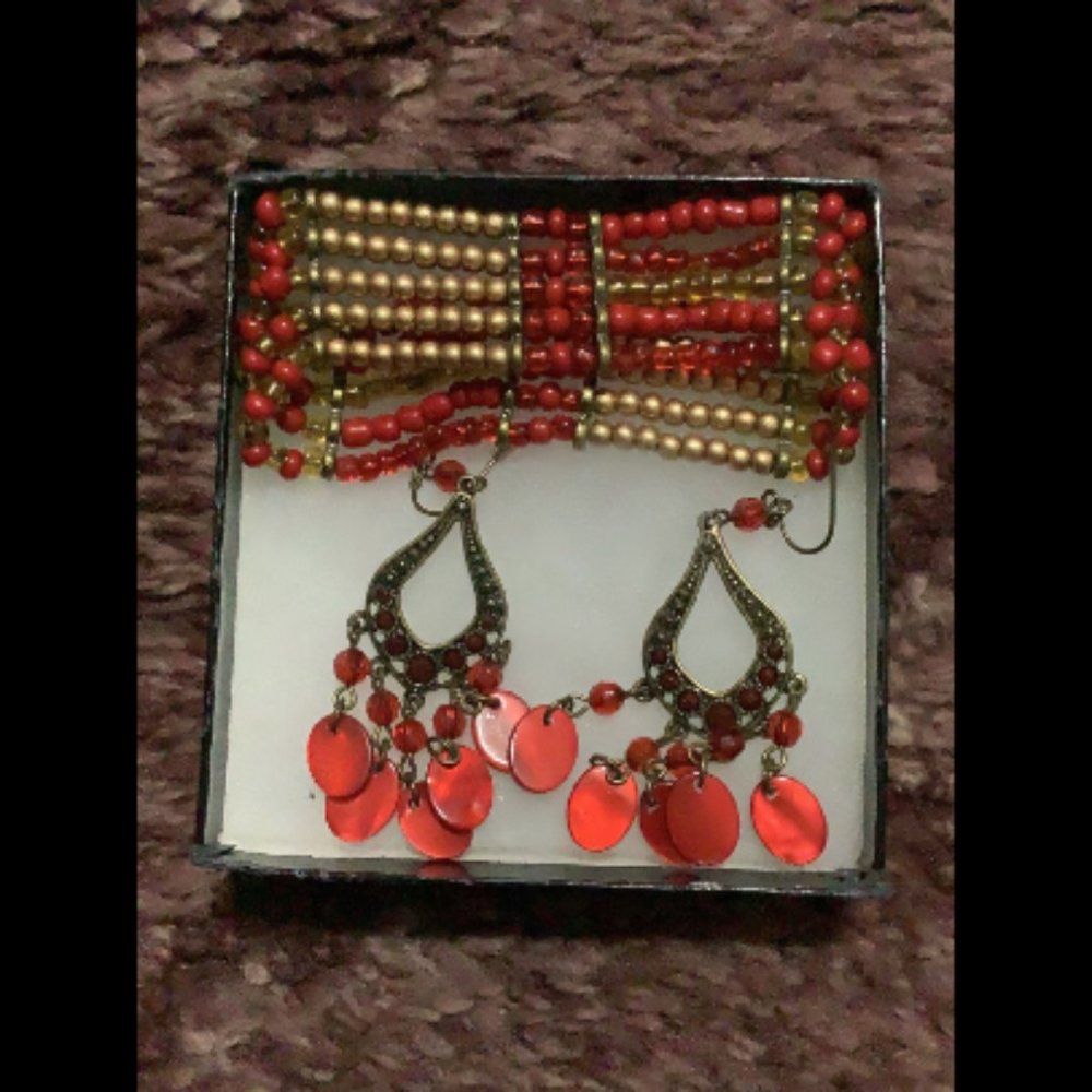 Vintage Avon Red/Copper Bracelet & Earring Set